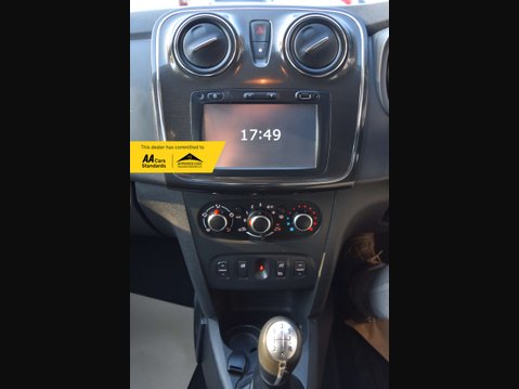 Dacia Sandero 1.5 Sandero Laureate dCi 5dr 33