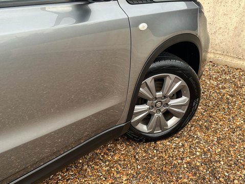 Suzuki Vitara SZ-T BOOSTERJET MHEV 39