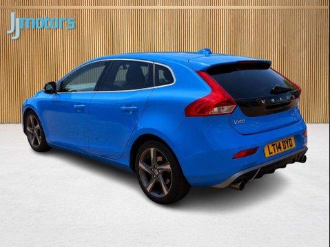 Volvo V40 1.6 D2 R-Design Hatchback 5dr Diesel Manual Euro 5 (s/s) (115 ps) 3