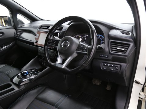 Nissan LEAF 40kWh N-Connecta Auto 5dr 21