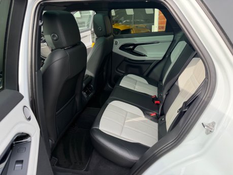 Land Rover Range Rover Evoque FIRST EDITION MHEV 34