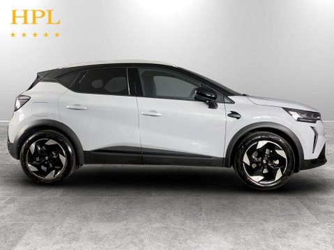 Renault Captur 1.6 E-TECH techno SUV 5dr Petrol Hybrid Auto Euro 6 (s/s) (145 ps) Air Con 8