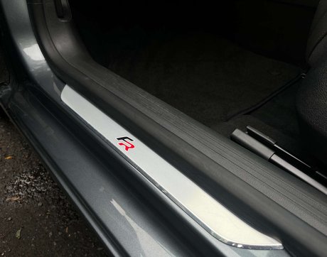 SEAT Leon TSI FR TECHNOLOGY 23