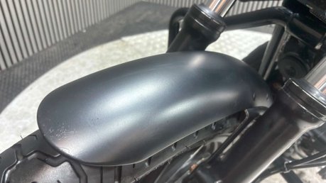Harley-Davidson Sportster 883 XL883N IRON 2015 20K NEW MOT SERVICED CRUISER BIKE 30