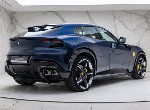 Ferrari Purosangue 3