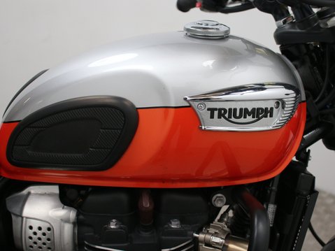 Triumph Bonneville T100 BONNEVILLE T100 23