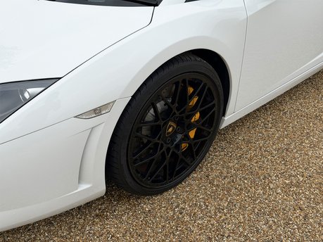 Lamborghini Gallardo LP560-4 Spyder 36
