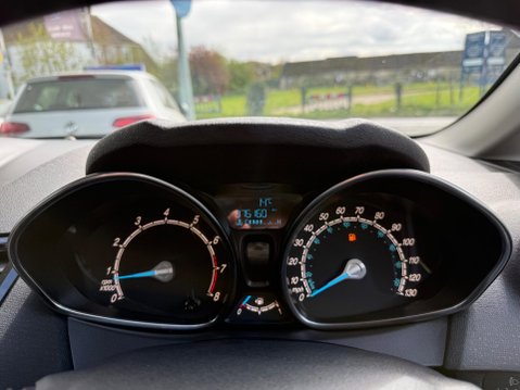 Ford Fiesta 1.25 Zetec Euro 5 3dr 22