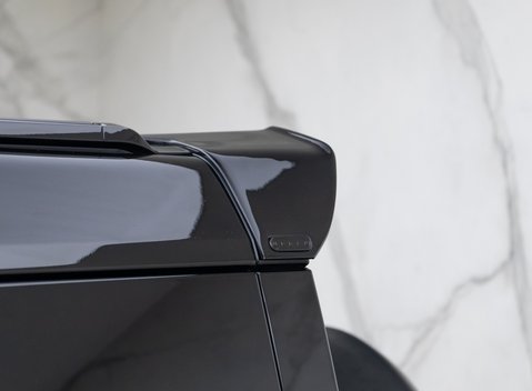 Land Rover Defender 110 D300 HSE Hard Top URBAN 28