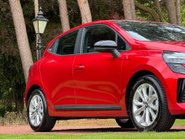 Renault Clio EVOLUTION E-TECH 7