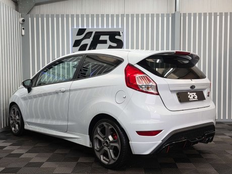 Ford Fiesta 1.6T EcoBoost ST-3 Hatchback 3dr Petrol Manual Euro 6 (182 ps) 25