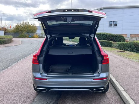 Volvo XC60 2.0 D4 R-Design Pro Auto AWD Euro 6 (s/s) 5dr 38