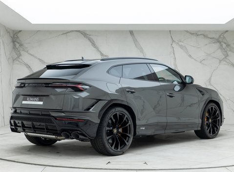 Lamborghini Urus S 7
