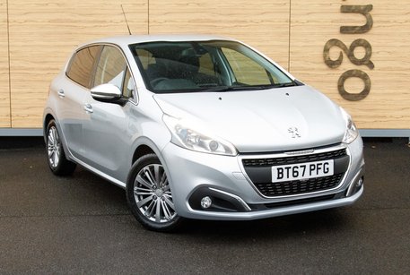 Peugeot 208 PURETECH S/S ALLURE
