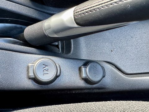 DS DS 3 PURETECH CONNECTED CHIC 33