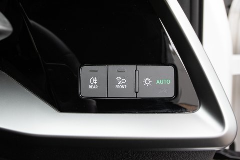 Audi A3 SPORTBACK TFSI S LINE MHEV 16