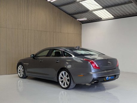 Jaguar XJ 3.0 XJ Portfolio V6 D Auto 4dr 15
