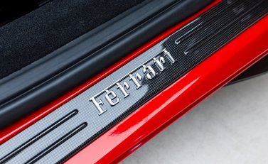 Ferrari F8 Tributo Spider 24