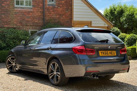 BMW 3 Series 320I XDRIVE M SPORT TOURING 8