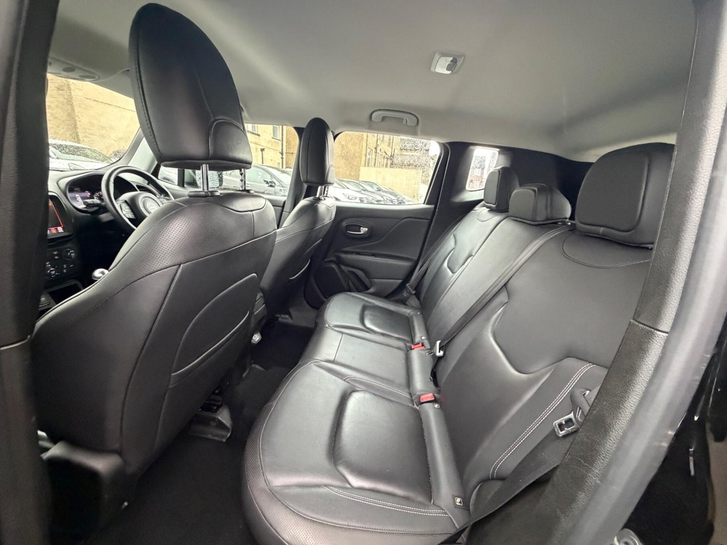 2021 Jeep Renegade — image 10