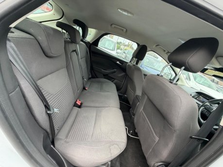 Ford Focus TITANIUM 10