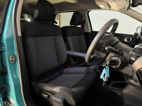 Citroen C4 Cactus PURETECH FLAIR ETG S/S 15