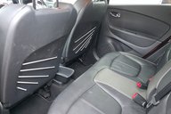 Renault Captur SIGNATURE NAV TCE.. 5 SERVICES… 1 PREVIOUS KEEPER.. STUNNING EXAMPLE 18