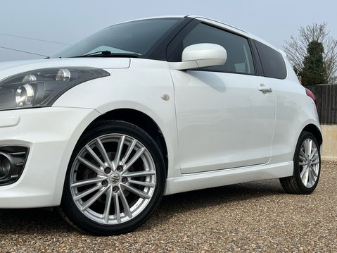 Suzuki Swift SPORT 15