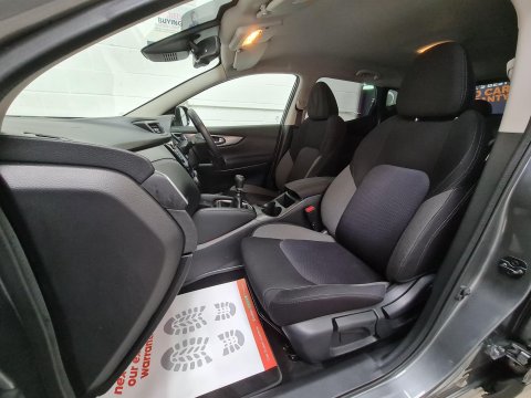 Nissan Qashqai 1.6 DIG-T N-Connecta Euro 6 (s/s) 5dr 41