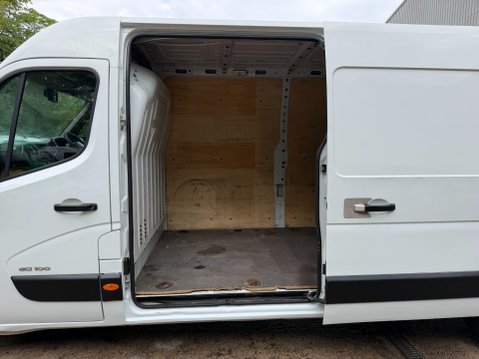 Renault Master 2.3 dCi 35 Panel Van 5dr Diesel Manual FWD LWB Medium Roof Euro 4 (100 ps) 52