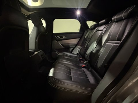 Land Rover Range Rover Velar R-DYNAMIC SE 22