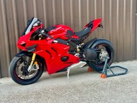 Ducati Panigale V4S Gen 2 24