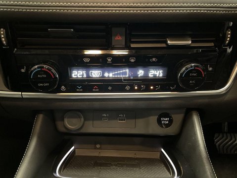 Nissan X-Trail 1.5 h e-POWER Tekna+ SUV 5dr Petrol Hybrid Auto e-4ORCE Euro 6 (s/s) (213 p 29