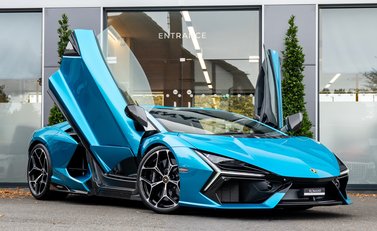 Lamborghini Revuelto 2