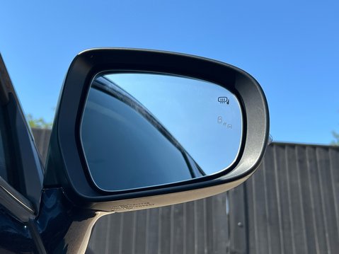 Suzuki S-Cross MOTION BOOSTERJET MHEV 22