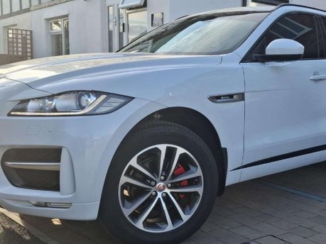 Jaguar F-Pace 2.0 F-PACE R-Sport AWD D Auto 4WD 5dr
