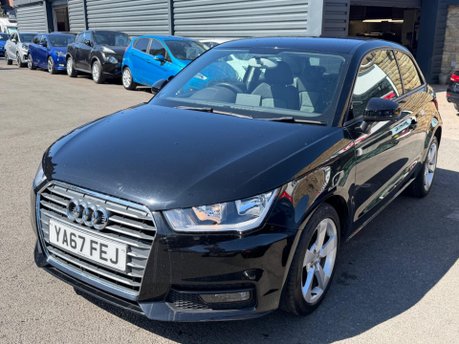 Audi A1 TFSI SPORT NAV 5