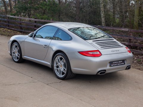Porsche 911 CARRERA 2 12