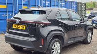 Toyota Yaris Cross 1.5 VVT-h Icon SUV 5dr Petrol Hybrid E-CVT Euro 6 (s/s) (116 ps) 8