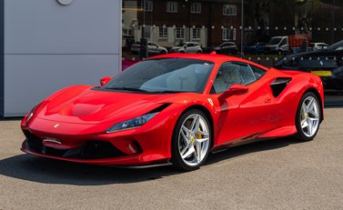 Ferrari F8 Tributo 2