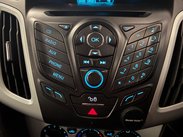 Ford Focus 1.0T EcoBoost Zetec S Euro 5 (s/s) 5dr 26