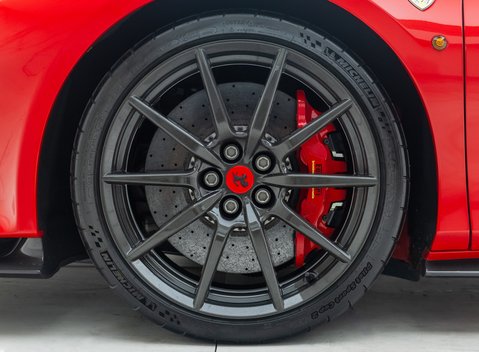 Ferrari 488 Pista 30