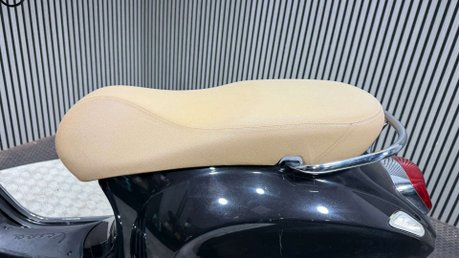Piaggio Vespa Primavera 2021 9K LONG MOT SERVICED 125CC LEARNER LEGAL SCOOTER 10