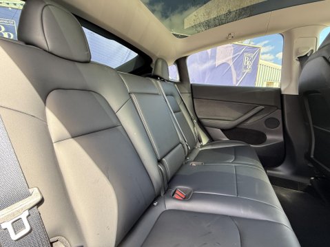 Tesla Model Y (Dual Motor) Long Range SUV 5dr Electric Auto 4WDE (384 bhp) 26