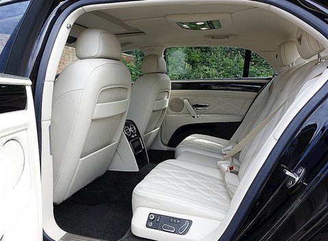 Bentley Flying Spur V8 8