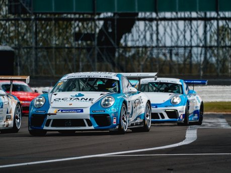 Octane Finance backed Harry King reasserts authority on Porsche Carrera Cup GB