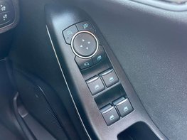 Ford Fiesta 1.0 Fiesta Active X T Auto 5dr 56