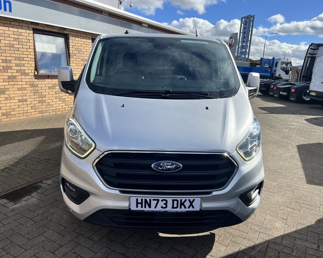 Ford Transit Custom Transit Custom 300 L2 Diesel FWD 2.0 Eco Blue 130ps Low Roof Limited Van