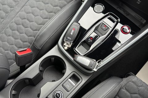 Audi RS3 RS 3 TFSI QUATTRO CARBON VORSPRUNG - CERAMIC BRAKES -BUCKET SEATS -MERLIN 11