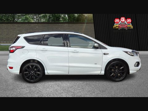 Ford Kuga ST-LINE X 9